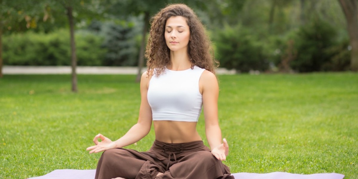 Transforming Your Life with a Yoga Coach and Breathwork Meditation